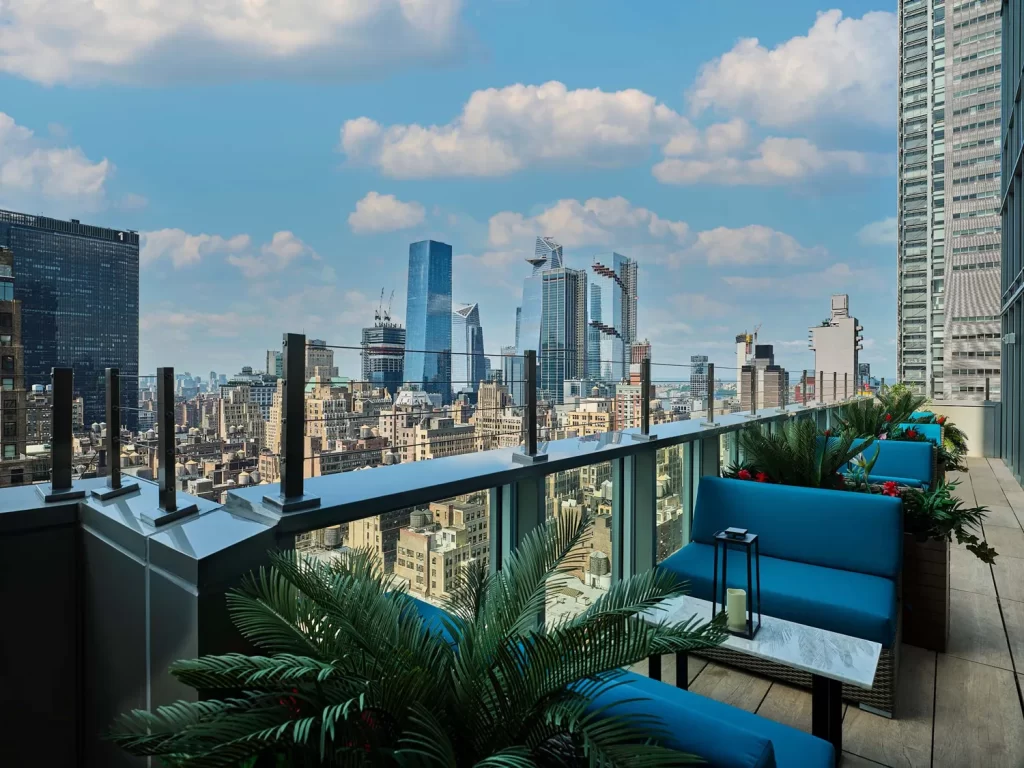 5 oClock Somewhere Rooftop Bar a New York 1 5 o'Clock Somewhere Bar : Rooftop Bar à New York