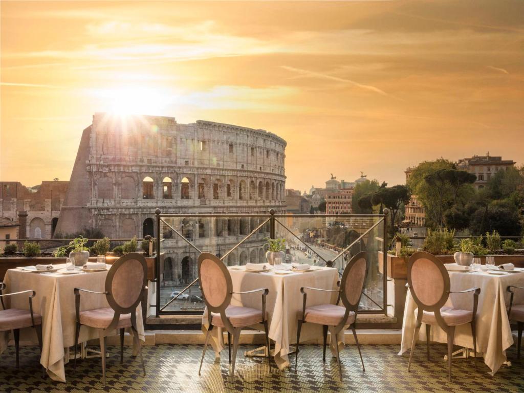 Aroma restaurant rooftop rome colisee Aroma restaurant rooftop rome colisée