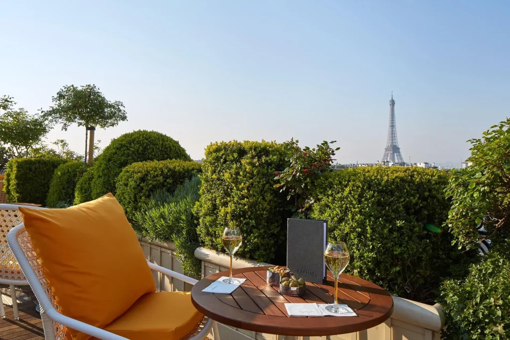 Jardin Raphael Rooftop Restaurant Jardin Raphael Rooftop Restaurant