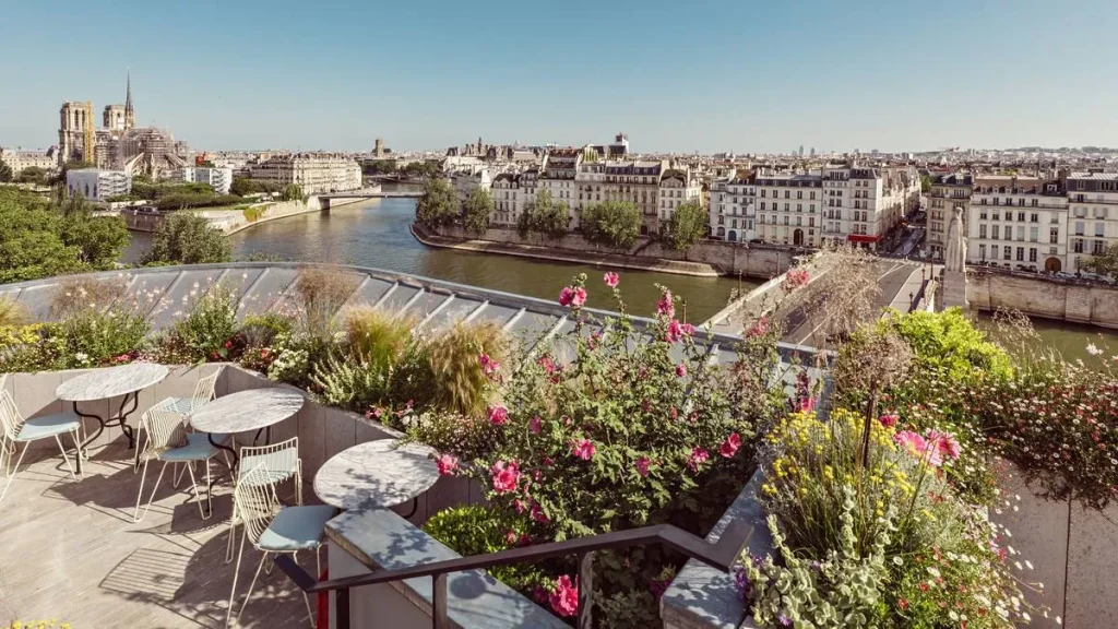 Rooftop Bar Paris Le Toit de la Tour Rooftop Bar Paris Le Toit de la Tour