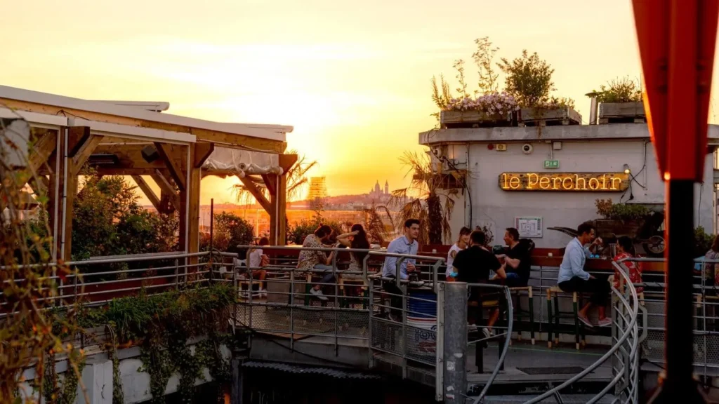 rooftop bar le perchoir menilmontant rooftop bar le perchoir menilmontant