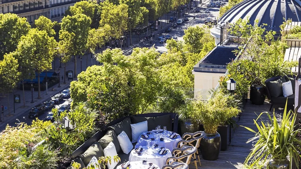 rooftop restaurant bar Mun Paris