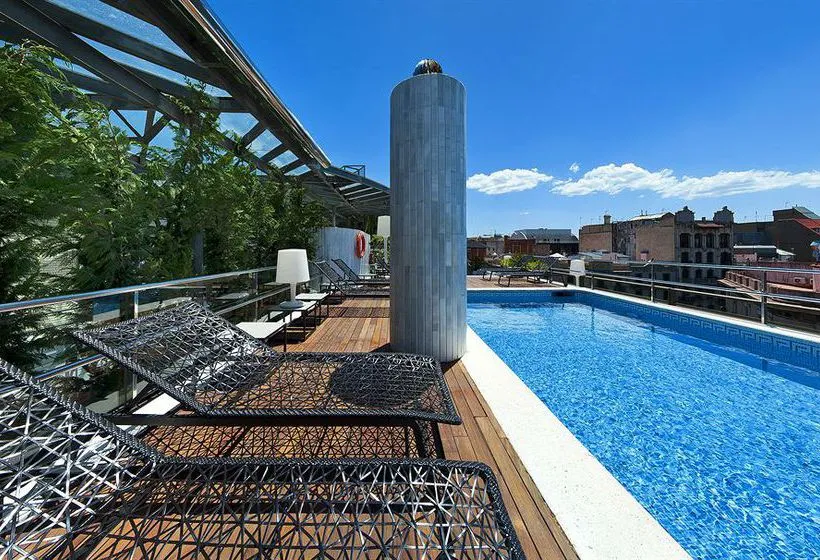 Rooftop Piscine Barcelone La Terraza del Claris au Claris Hotel Spa GL Rooftop Piscine Barcelone La Terraza del Claris au Claris Hotel Spa GL